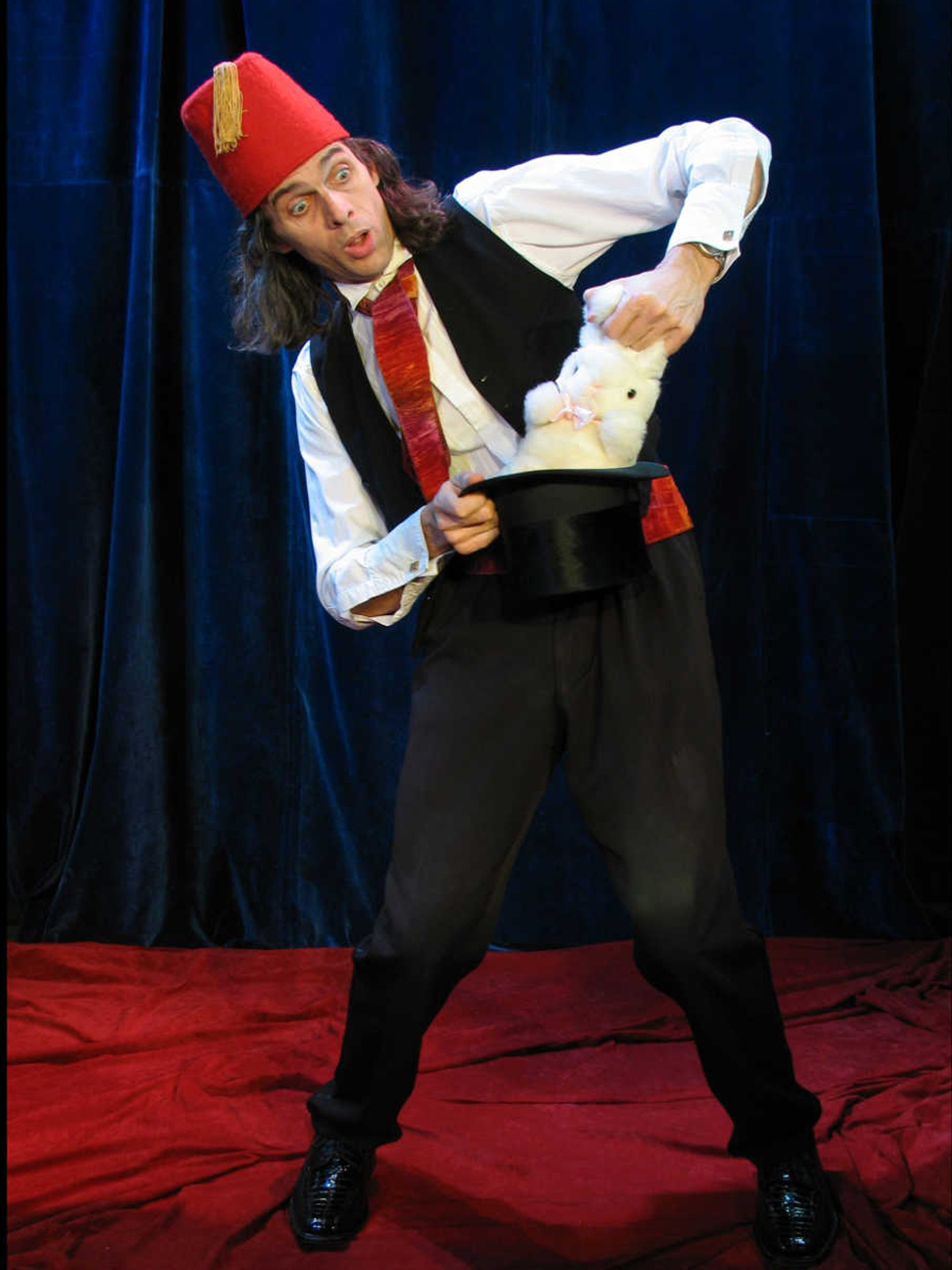 Woedy Woet, goochelaar